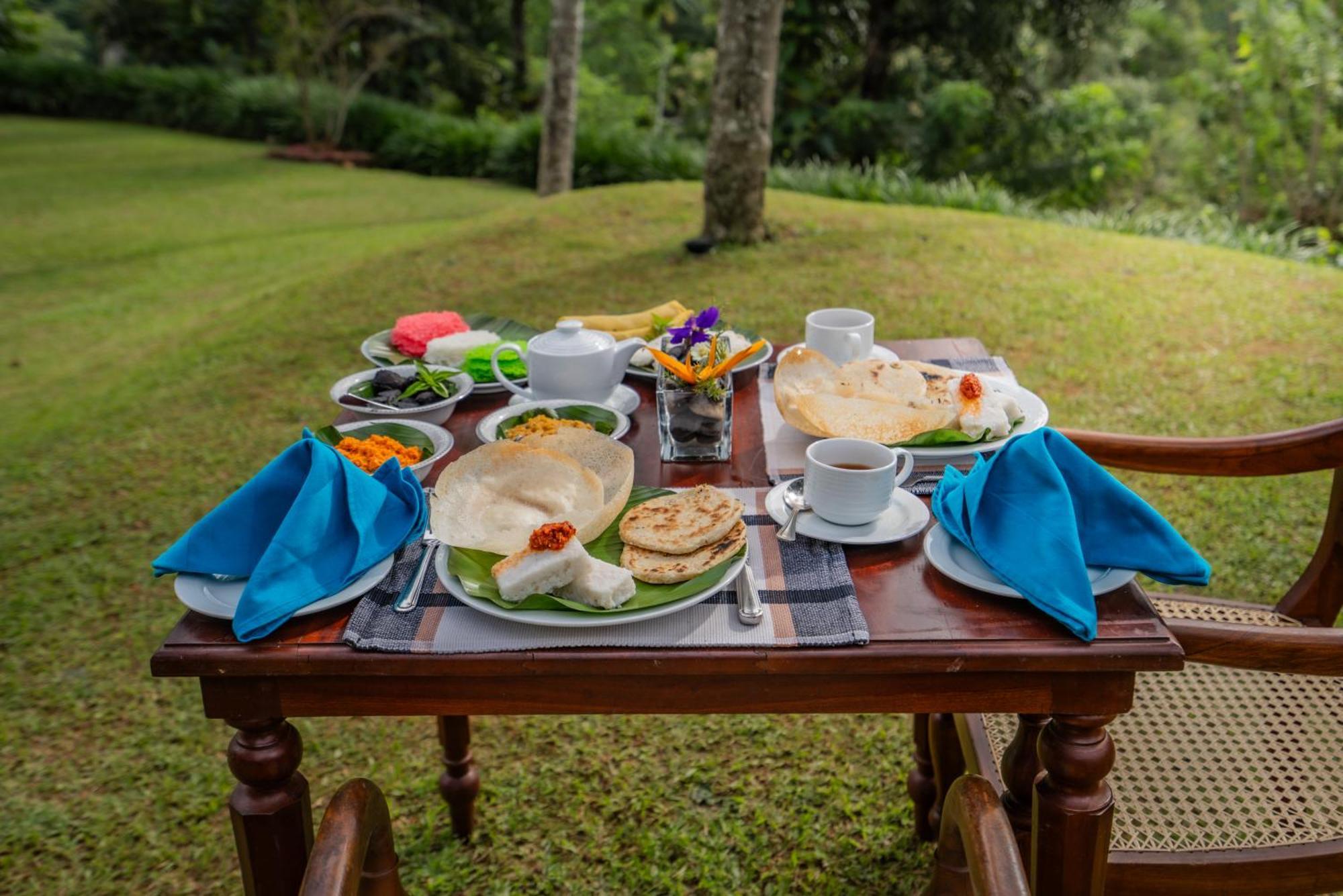 Athulya Villas, Kandy Kadugannawa エクステリア 写真