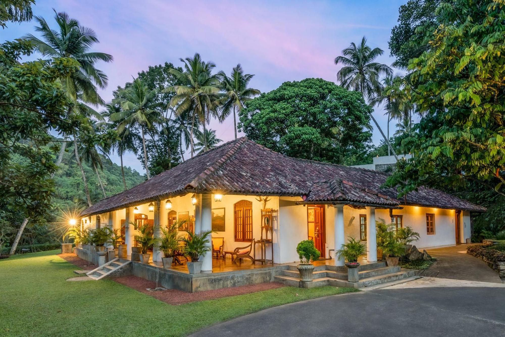 Athulya Villas, Kandy Kadugannawa エクステリア 写真
